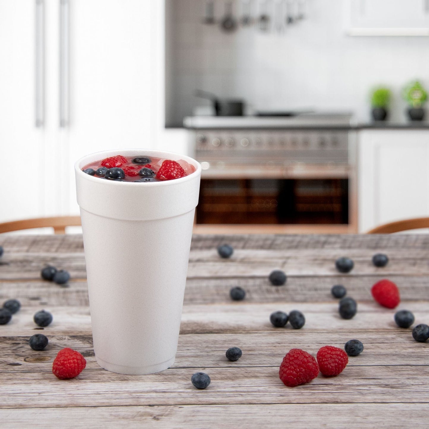 White Insulated Foam Cups 20 oz 500 Count - Disposable J Cup® | Dart 20J16